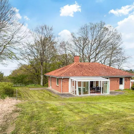 6 Person In Holiday home Glesborg